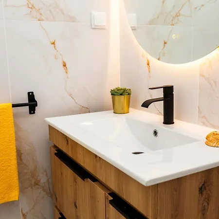 Solarys - Moradia Moderna Com Piscina Aquecível Em Villa Albufeira