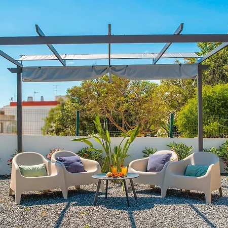 Solarys - Moradia Moderna Com Piscina Aquecível Em Villa